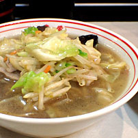 「冷やし醤油タンメン＋野菜大盛＋麺大盛」@蒙古タンメン 中本 町田店の写真