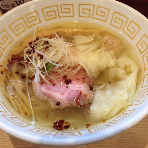 「塩ラーメン 海老ワンタン入」@中村麺三郎商店の写真