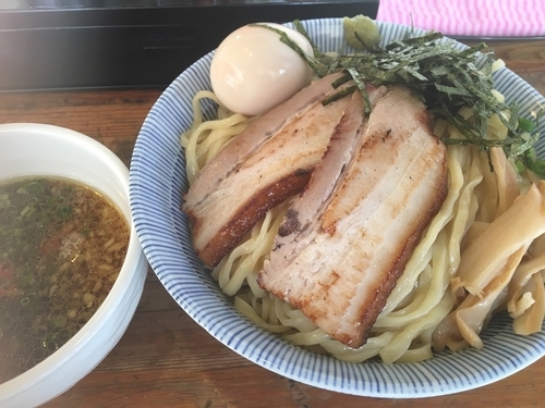 「裏つけ麺850円、特製200円、大盛り100円(たぶん)」@塩つけ麺 灯花の写真