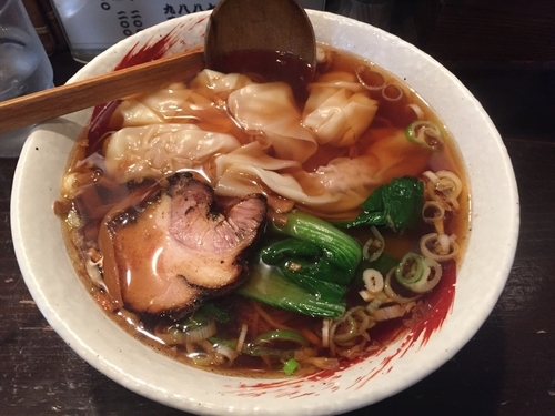 「ワンタンめん(850円)+半ライス(100円)」@らーめん 中々の写真