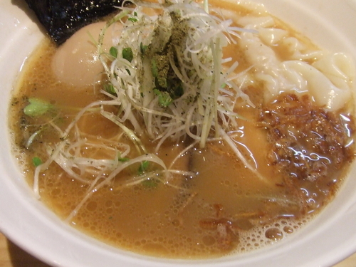 「特製鶏白湯醤油らーめん　１１５０円」@拉麺 弁tenの写真