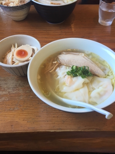 「エビワンタン麺 塩  800円」@らーめん 三福の写真