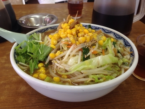 「味噌ラーメン（大盛り）730円＋100円」@中華料理 寿楽の写真