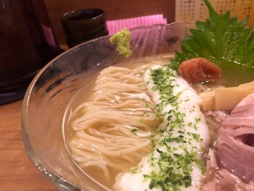 「<<高橋作>>山かけ冷やし鶏そば〜山葵仕立て〜」@鯛塩そば 灯花 本店の写真
