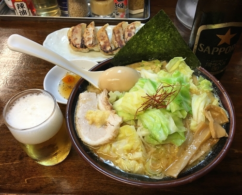 「焼き味噌ラーメン+キャベツ+味玉」@麺屋 萩の写真