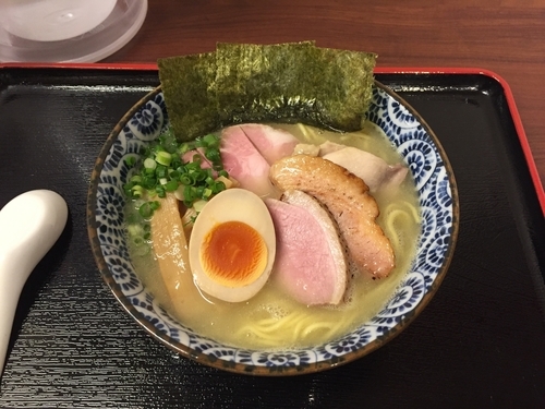 「特製らーめん（鳥・塩）」@らーめんなが田 その二の写真