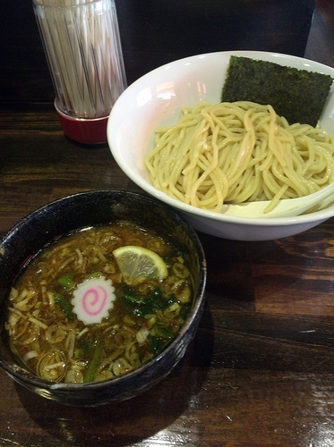 「つけめん並冷盛り（７００円）」@Φve（ふぁいぶ）の写真