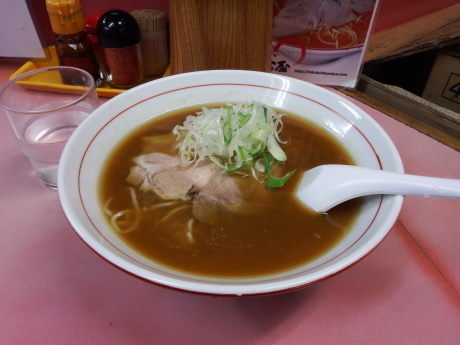 「醤油らーめん（ハーフラーメン）」@特一富屋の写真