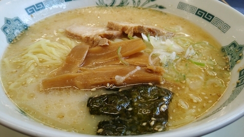 「とんこつラーメン大盛」@日高屋 巣鴨北口店の写真