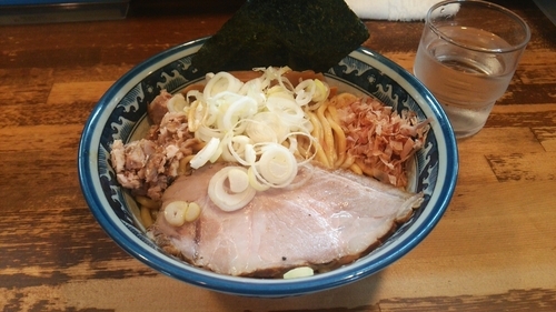 「油そば(小盛)730円」@兎に角 松戸店の写真