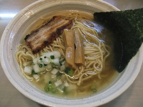 「金ラーメン（880円）」@濃厚醤油スタジアム 醤道 立川店の写真