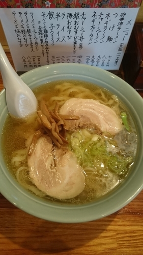 「醤油ラーメン 700円」@榮ラーメンの写真