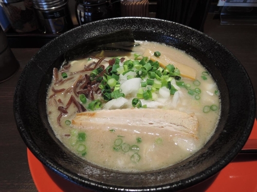 「豚骨らぁめん」@関東極濃豚骨らぁめん 葉隠～HAGAKURE～の写真