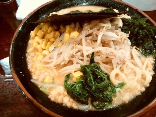 「味噌ラーメン（中盛）」@大黒家 東陽町店の写真
