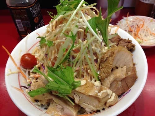 「冷やし中華 + 豚1枚」@千里眼の写真