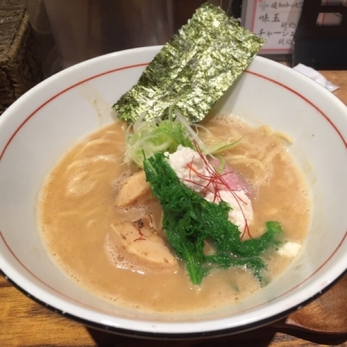 「鯛白湯そば」@麺と心 7の写真