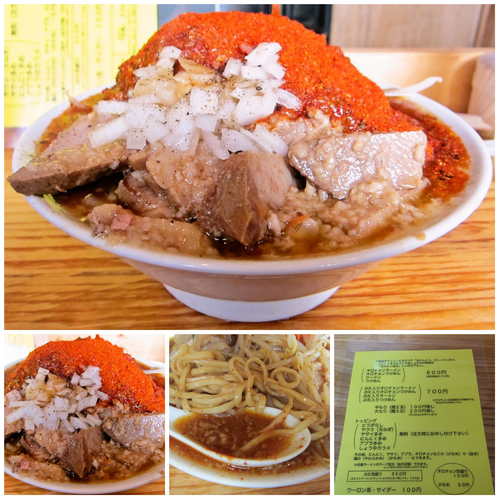 「ぶた入り赤道ラーメン（中盛/全マシ）800円」@にかいやの写真