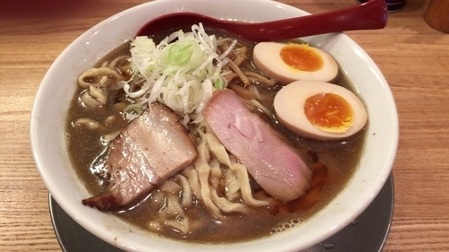 「味玉らーめん」@麺や 七彩 八丁堀店の写真