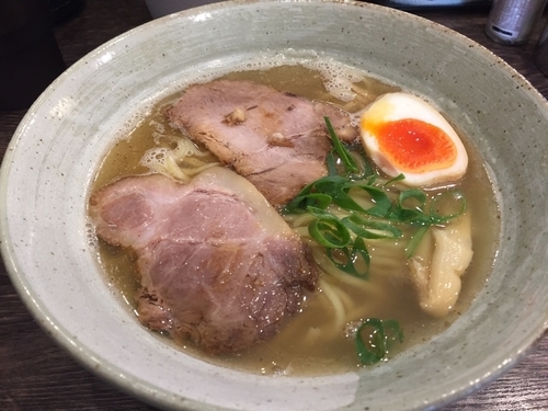 「塩そば」@中華そば 無限の写真