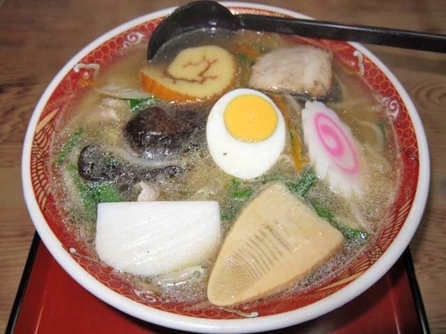 「五目中華ソバ　650円」@さかえやの写真