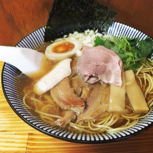 「煮干しそば 白醤油中華そば  チャーシュー添  780+200」@中華そば よしかわの写真