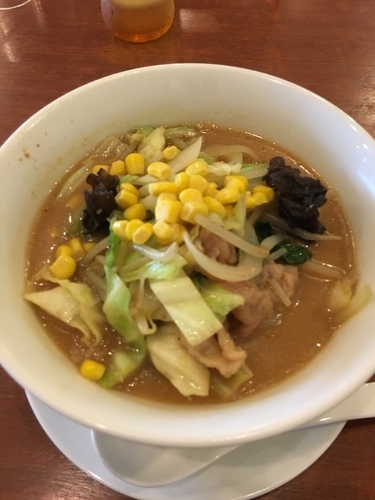 「味噌ラーメン(バター抜き)780円+半チャーハン280円」@中華レストランChina Fan 草加店の写真