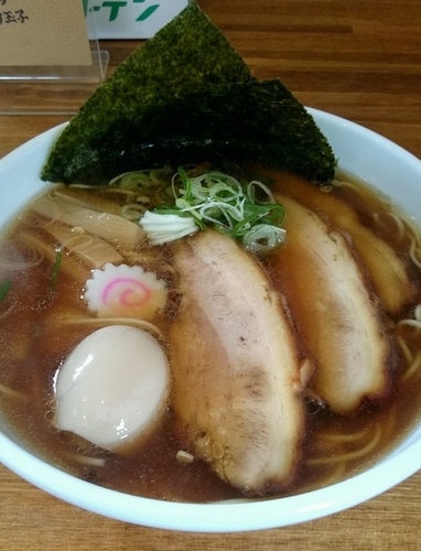 「あっさり特製中華そば」@中華そば 田田の写真