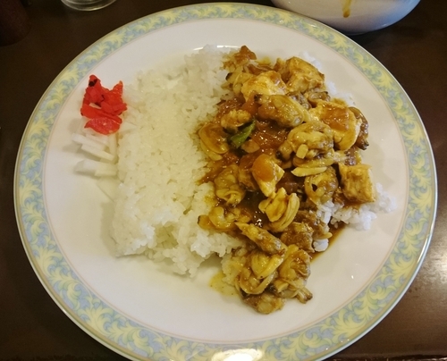 「チキン＋アサリカレー（2倍） 1000円」@カレーハウス Bolt's 神田店の写真