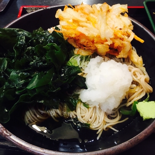 「朝そば（おろし）（¥330）＋かき揚げ（クーポン）」@ゆで太郎 南青山一丁目店の写真