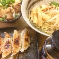 汁なしラーメン+Aセット(チャーシュー丼)+焼餃子