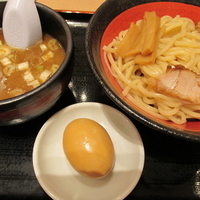 王道のつけ麺+味玉　「500円（開店記念）+サービス」