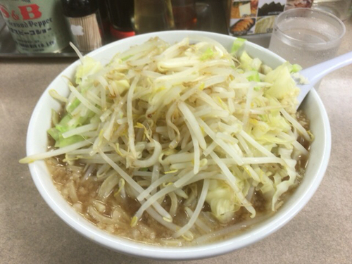 「ぎ郎 (ヤサイ、ニンニク)800」@らーめん ぎょうてん屋 厚木総本店の写真