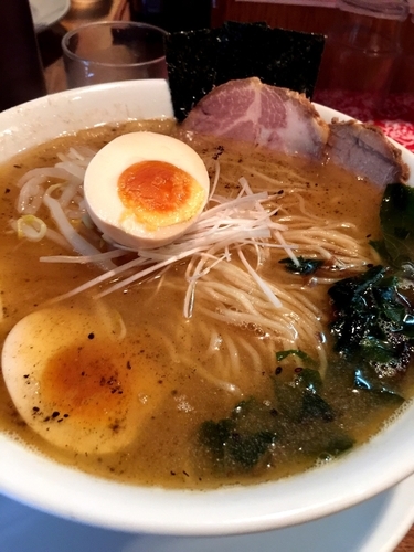 「特製潮まねきらーめん 大盛」@らーめん寺子屋 麺座まねきの写真