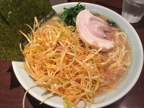 「らーめん並 からしネギ」@横浜家系らーめん いずみ家の写真