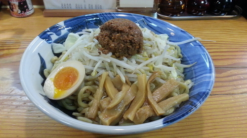 「（限定）まぜそば+特盛り+生ビール」@角ふじ 心麺の写真