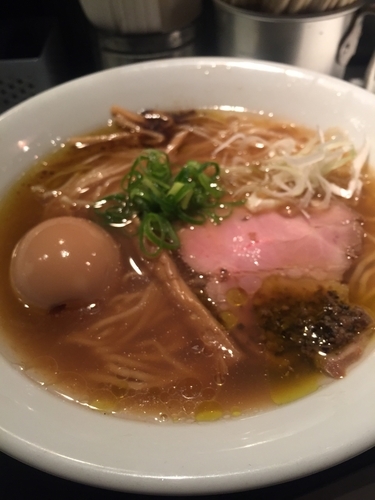 「味玉醤油ラーメン」@SOBAHOUSE金色不如帰の写真