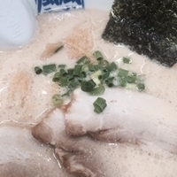 とんこつらーめん