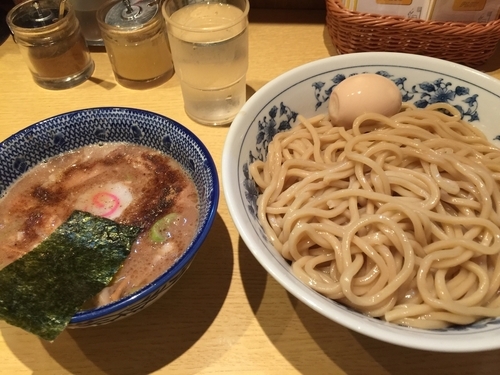 「つけ麺 大盛り 半チャーシュー 味玉」@くり山の写真