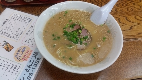 「ラーメン」@長浜ら〜めん とんこつ屋の写真