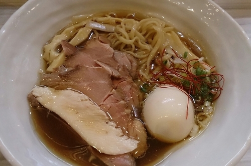 「天草清湯(醤油) + 肉増 + 味玉」@つくばらーめん 鬼者語 -オニモノガタリ-の写真