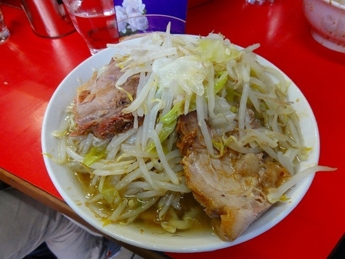 「ラーメン600円　ニンニク　脂」@ラーメン二郎 三田本店の写真
