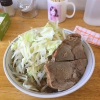 ラーメン(野菜増し、600¥)