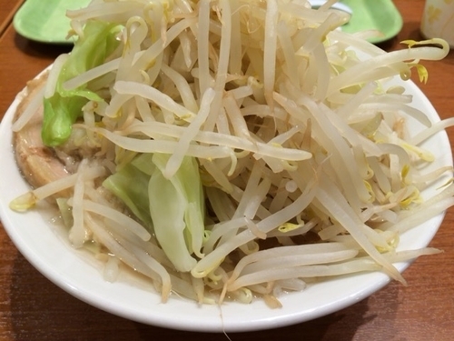 「ラーメン ￥７２０」@ジャンクガレッジ イオンレイクタウンmori店の写真