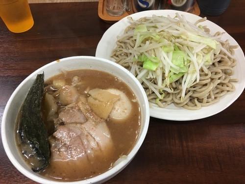 「つけ麺 800円 玉子100円 無料OP野菜、アブラ」@ラーメン 栄の写真
