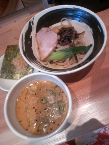 「つけ麺８４２円」@麺家 三士 池袋総本店の写真