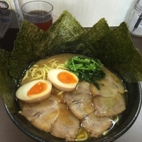 スペシャルラーメン中盛980円、硬め濃いめ