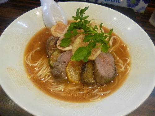 「【限定】仔羊のラーメン」@稲荷屋の写真