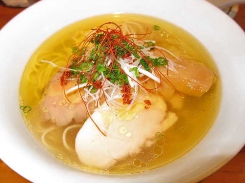 「塩ラーメン　800円」@ラーメン屋 トイ・ボックスの写真