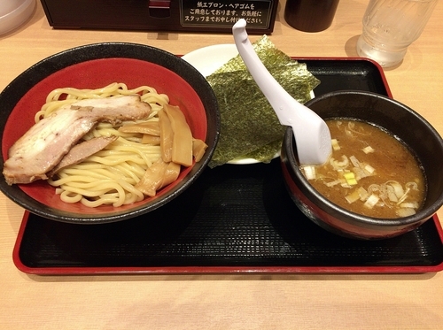 「王道のつけ麺並海苔トッピング（無料）開店サービス価格５００円」@麺屋 心 越谷レイクタウン店の写真