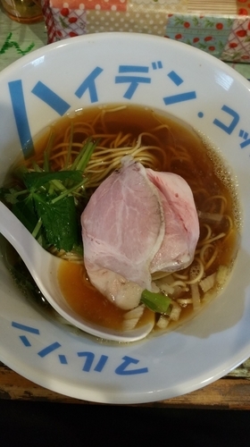 「魚貝煮干し中華そば」@ハイデン.コッコFACTORYサマンサ・タマサの写真